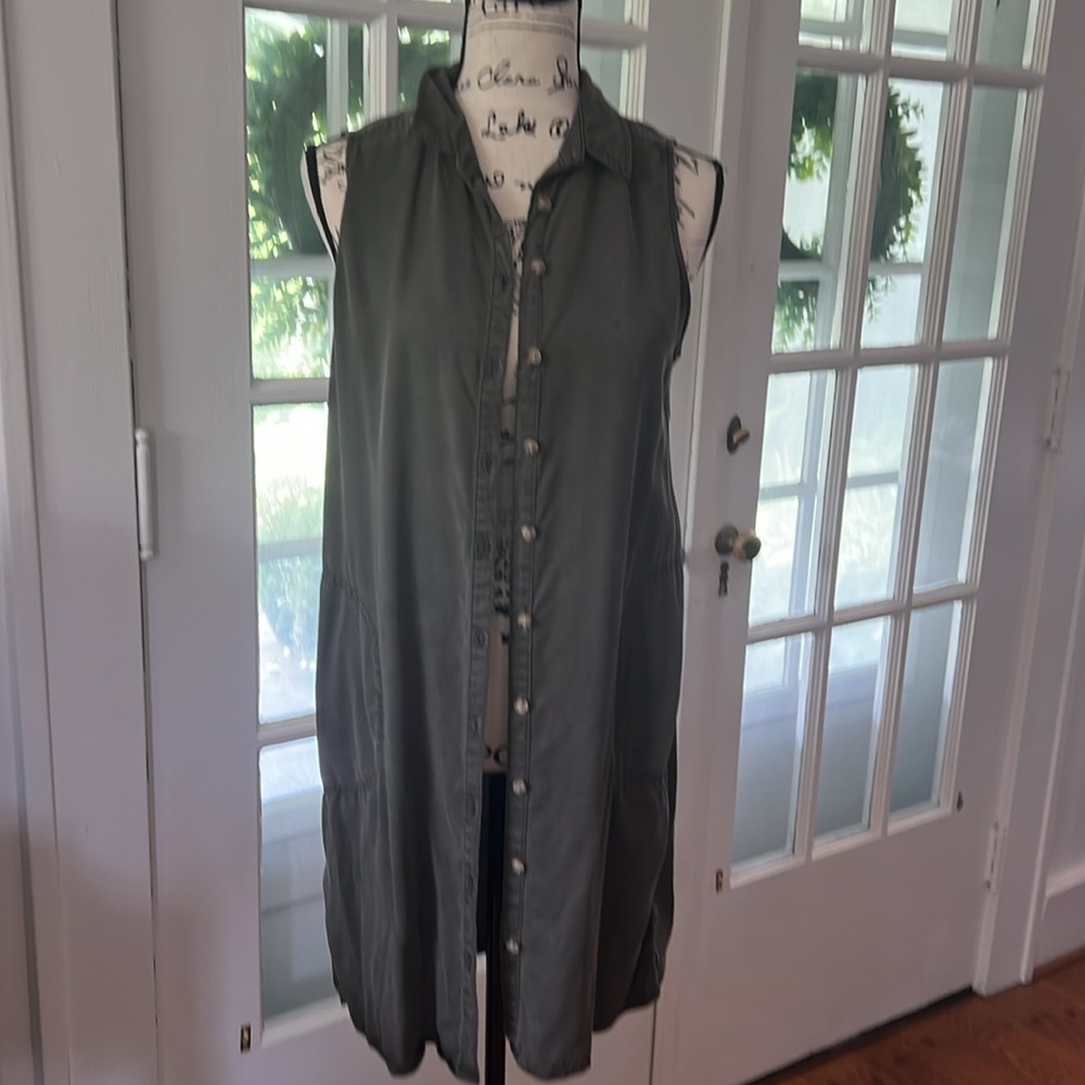 Olive greens sleeveless dress